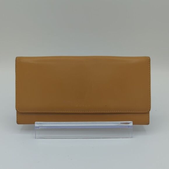 Coach Handbags - Coach Tan Leather Wallet